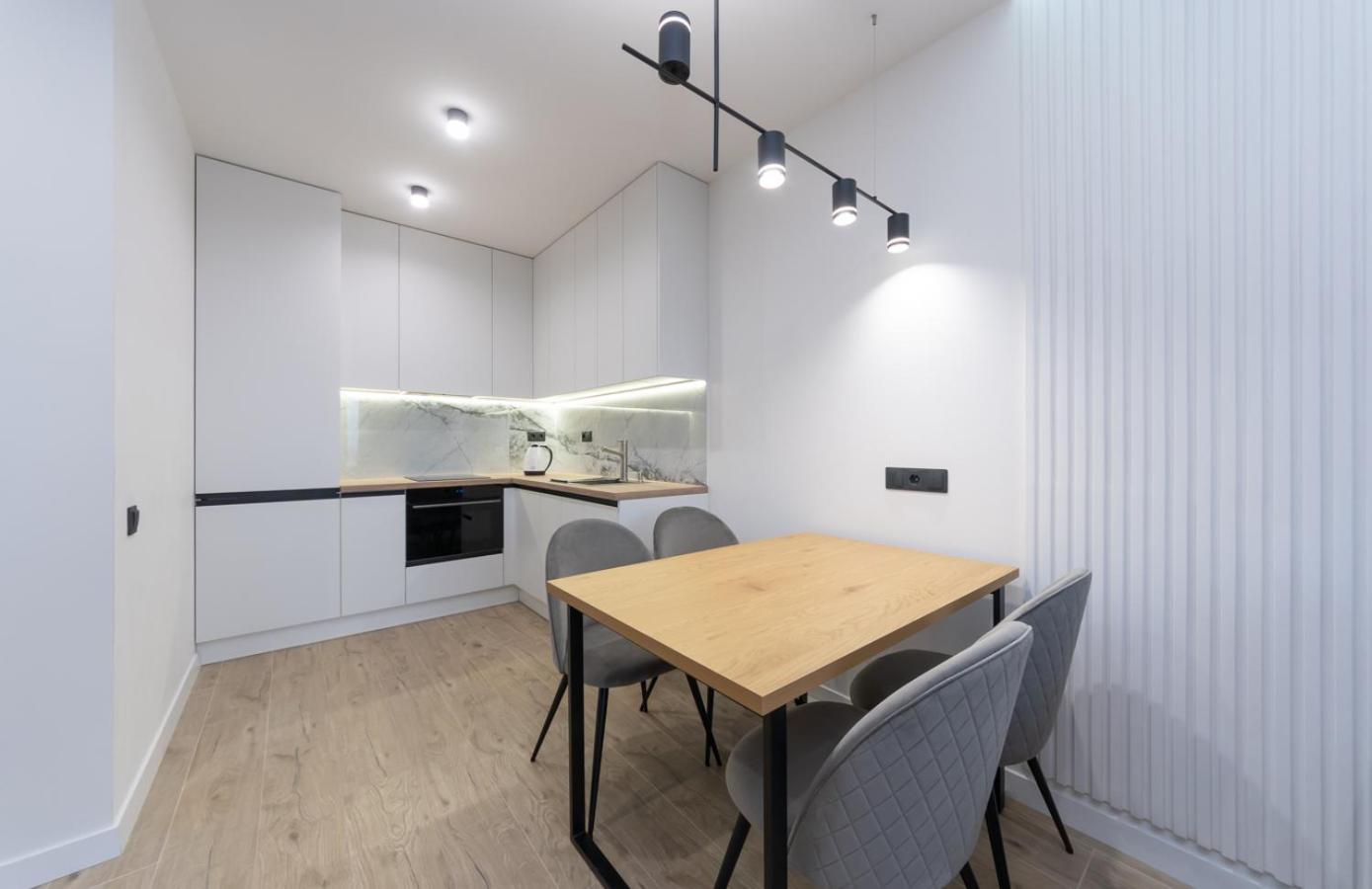 Luxury Apartment Near Metro Station Osokorky Κίεβο Εξωτερικό φωτογραφία