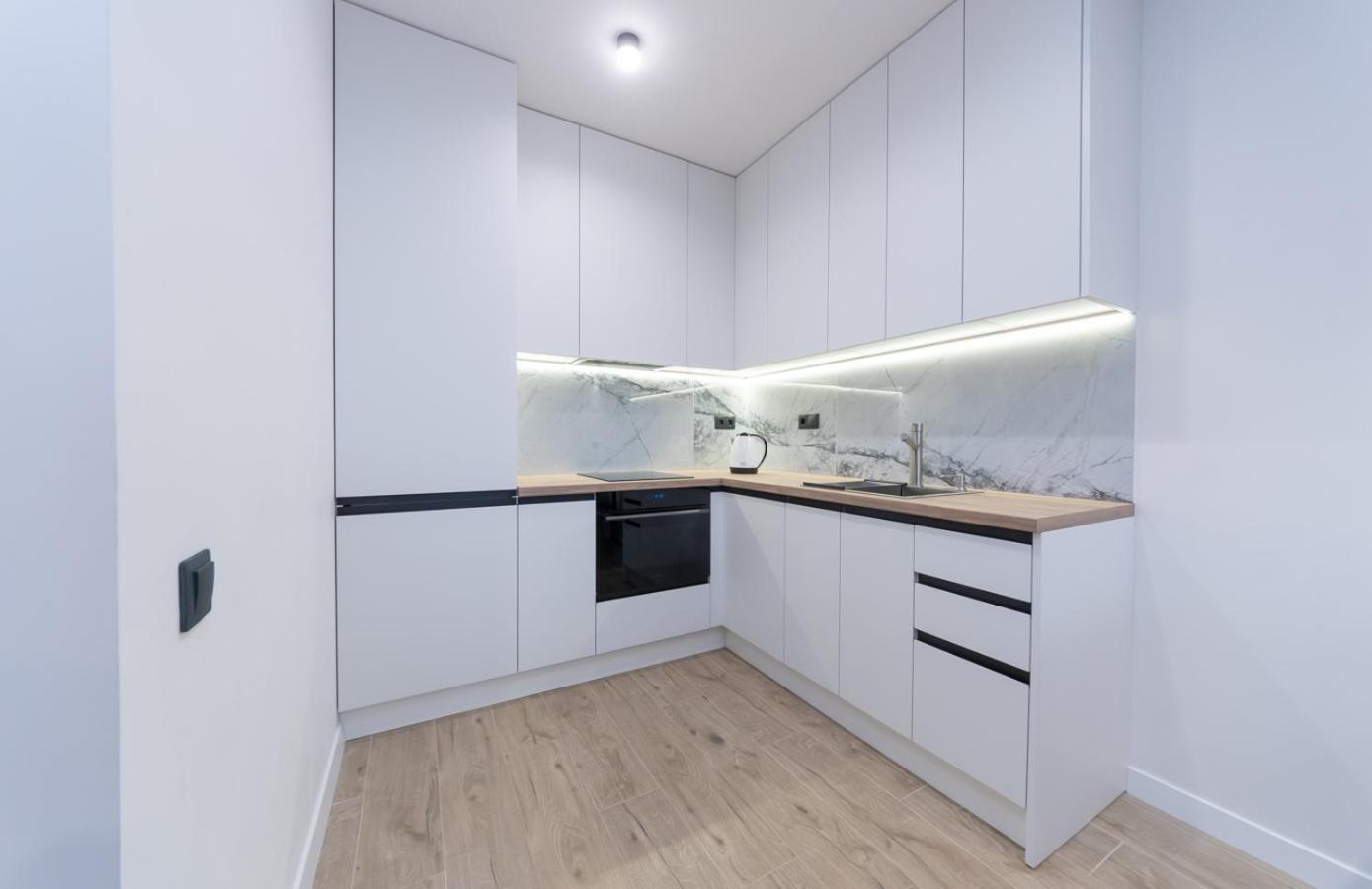 Luxury Apartment Near Metro Station Osokorky Κίεβο Εξωτερικό φωτογραφία