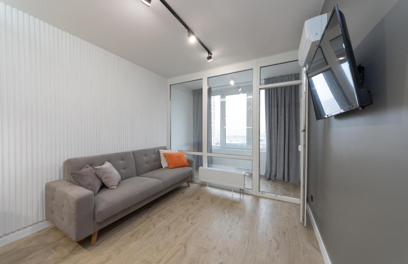 Luxury Apartment Near Metro Station Osokorky Κίεβο Εξωτερικό φωτογραφία